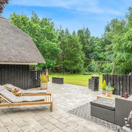 Arttu - 2-4km From The Sea By Interhome *