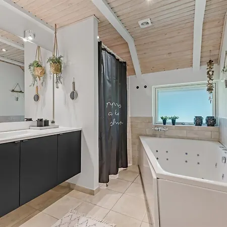 Prázdninový dům Arttu - 2-4km From The Sea By Interhome Blåvand