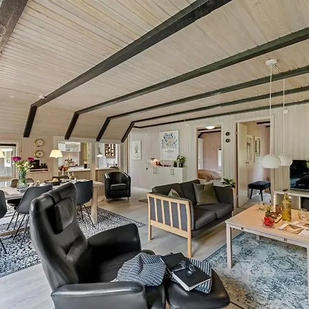 Arttu - 2-4km From The Sea By Interhome Blåvand