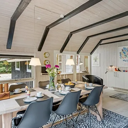 Arttu - 2-4km From The Sea By Interhome 펜션 *