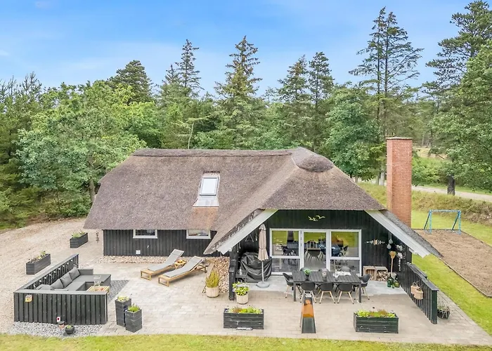 Holiday home Arttu - 2-4km From The Sea By Interhome Blavand