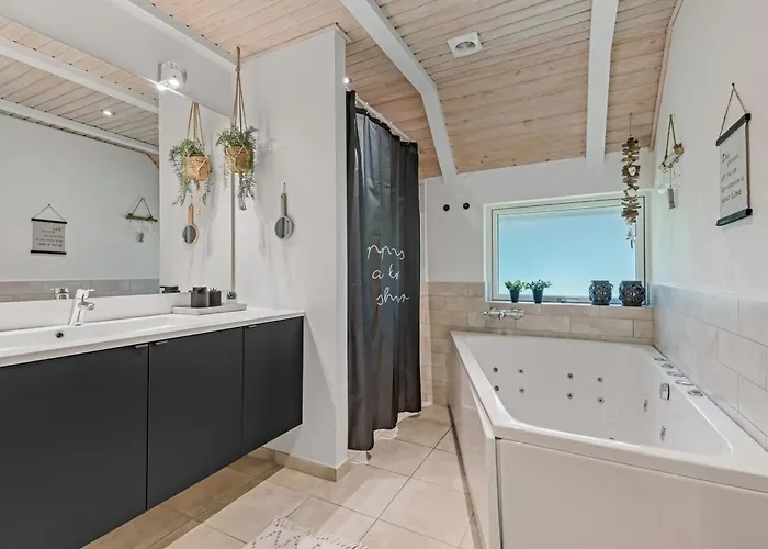 Holiday home Arttu - 2-4km From The Sea By Interhome Blavand